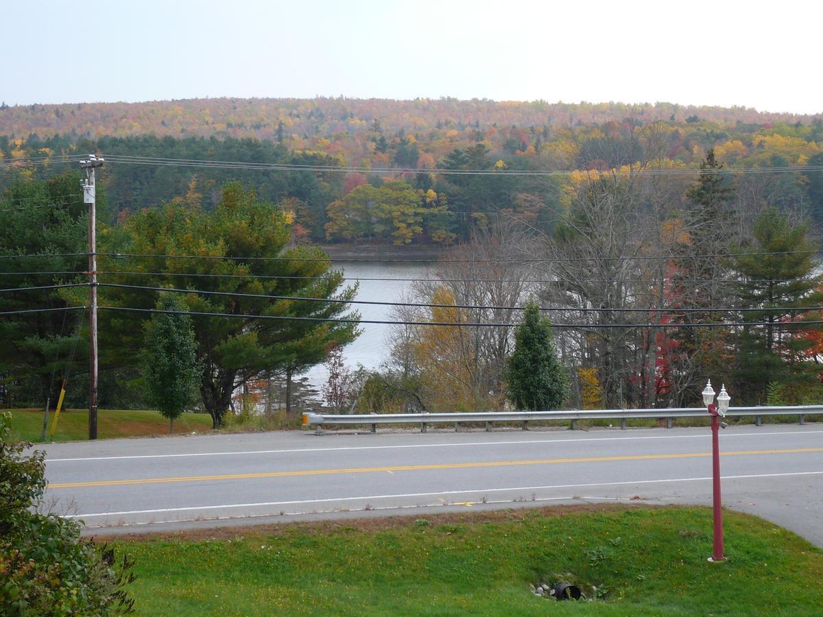 Spring Fountain Motel Bucksport Luaran gambar